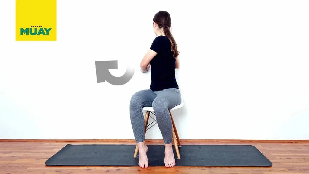 Rotation du tronc en position assise